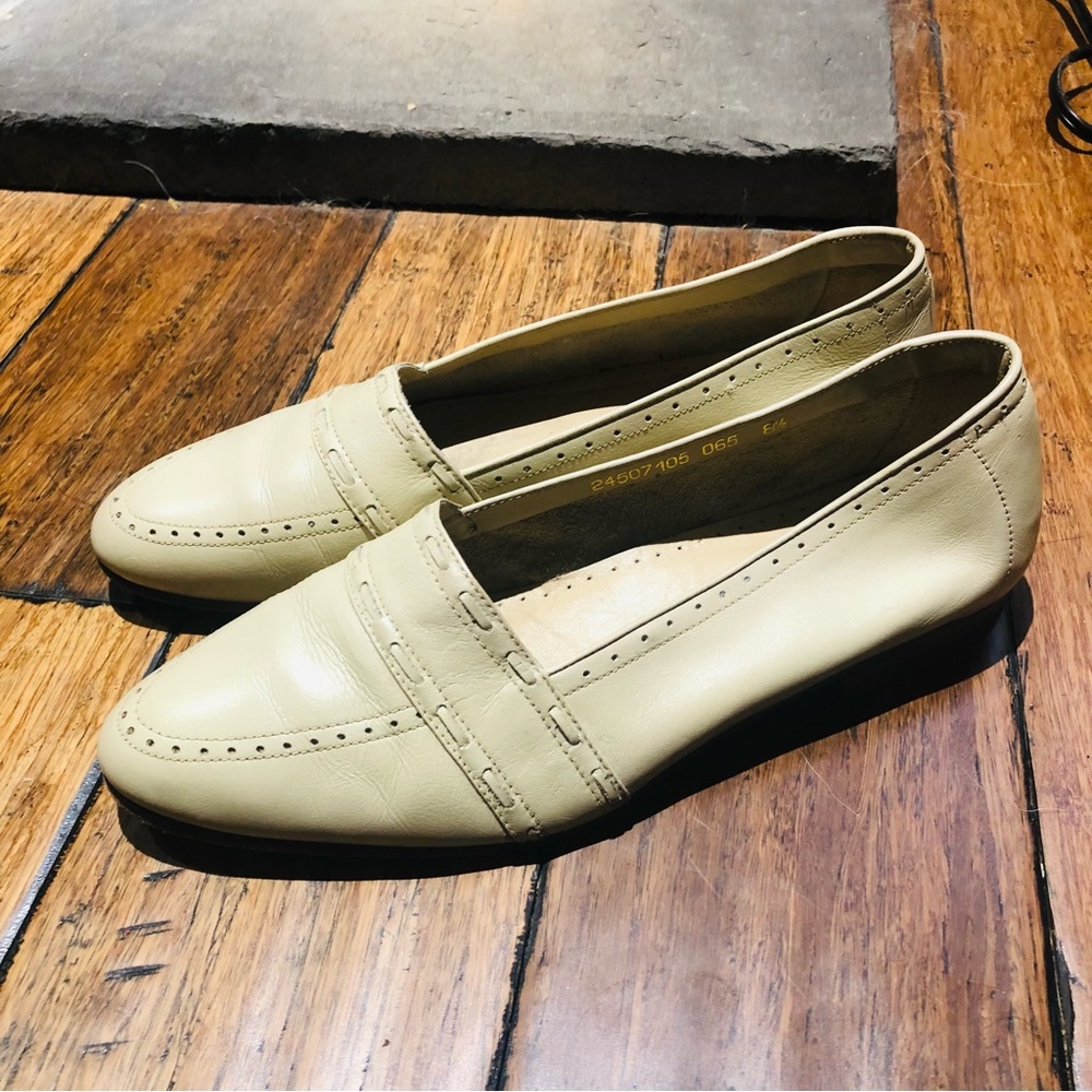 Bruno Valenti Leather Loafers Flat